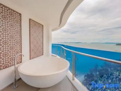 Howard Johnson Plaza by Wyndham Blue Bay Sihanoukville - 32