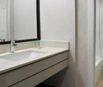 Avanti Palms Resort And Conference Center - 44