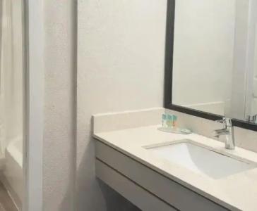 Avanti Palms Resort And Conference Center - 72