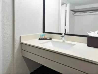 Avanti Palms Resort And Conference Center - 65