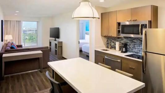 Hyatt House across from Universal Orlando Resort - 35