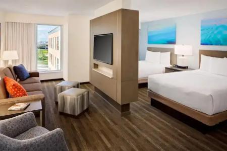 Hyatt House across from Universal Orlando Resort - 44