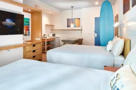 Universal’s Endless Summer Resort – Dockside Inn and Suites - 27