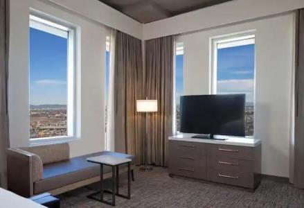 H Los Angeles, Curio Collection By Hilton - 78