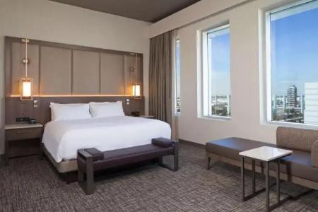 H Los Angeles, Curio Collection By Hilton - 65