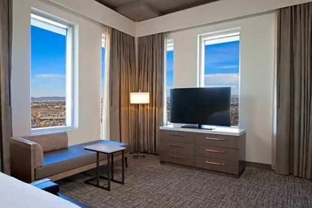 H Los Angeles, Curio Collection By Hilton - 72