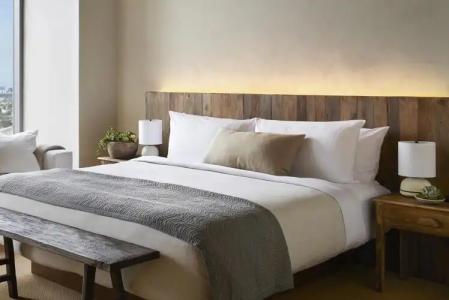 1 West Hollywood - 54