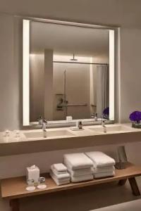 The West Hollywood EDITION - 3