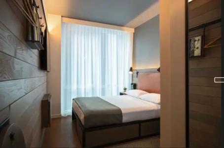 Moxy NYC Downtown - 26