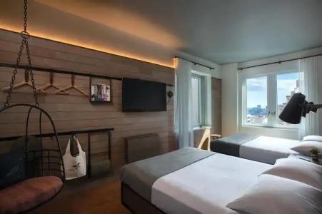 Moxy NYC Downtown - 34