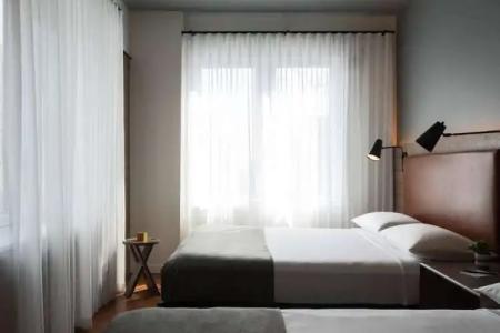 Moxy NYC Downtown - 43