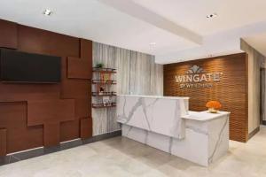 Wingate by Wyndham Midtown South/5th Ave Hotel