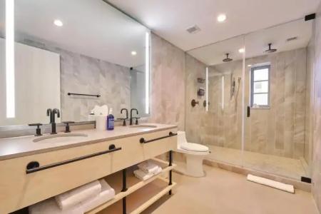 Greystone - Adults Only - 7