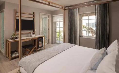 Lennox Miami Beach - 22