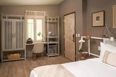 Lennox Miami Beach - 9