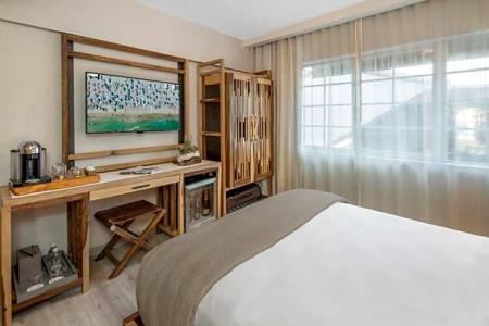 Lennox Miami Beach - 10