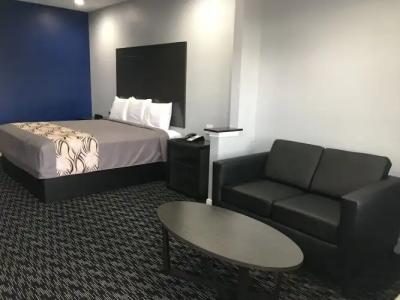 Fairfield Inn and Suites by Marriott Houston Brookhollow - 15