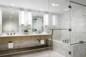 Real Select at The Ritz-Carlton Residences, Waikiki Beach Hotel, Honolulu