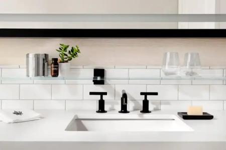 The Whitney Boston - 39