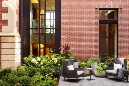 The Whitney Boston - 17