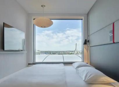 citizenM Boston North Station - 4