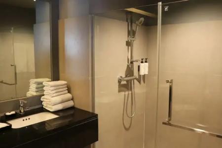 Oakwood Journeyhub Pattaya SHA Extra Plus - 48