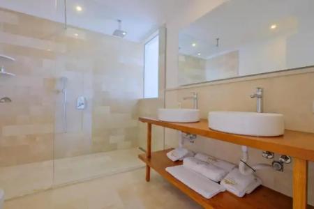 Highclere and Spa - 41