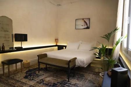 Shila Athens - 3