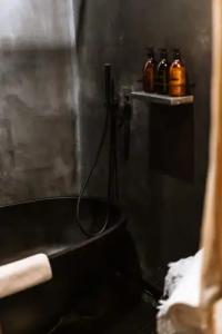 Shila Athens - 120