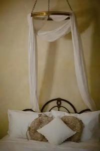 Shila Athens - 107