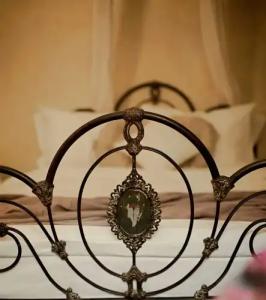 Shila Athens - 108
