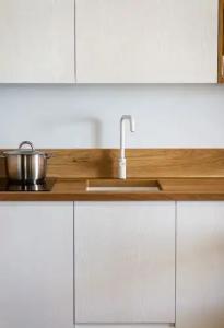 North Coast Seaside Suites - 79