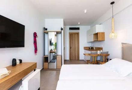 North Coast Seaside Suites - 1