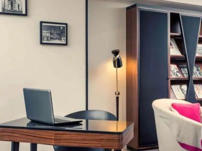 Mercure Paris Arc de Triomphe Wagram - 3