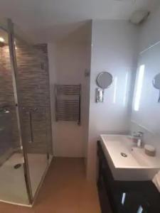 Mercure Paris Arc de Triomphe Wagram - 49