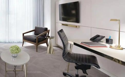 Delano Las Vegas at Mandalay Bay - 6