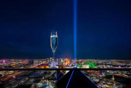 Delano Las Vegas at Mandalay Bay - 24