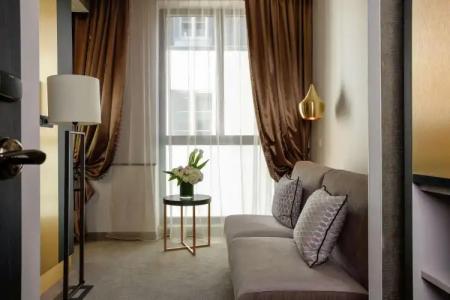 Niepce Paris, Curio Collection By Hilton - 4