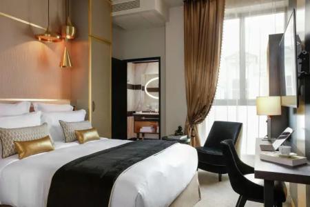 Niepce Paris, Curio Collection By Hilton - 22