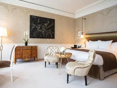 La Réserve Paris & Spa - 43