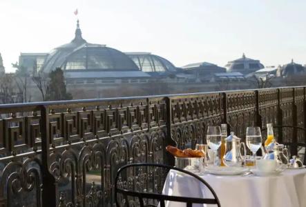La Réserve Paris & Spa - 11