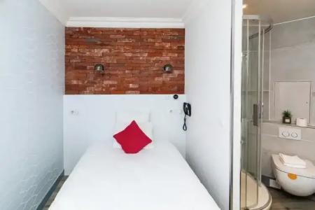 DE PARIS MONTPARNASSE - 70