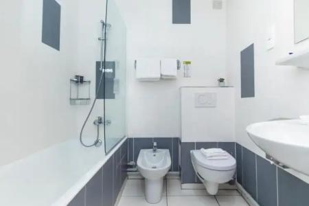 DE PARIS MONTPARNASSE - 40