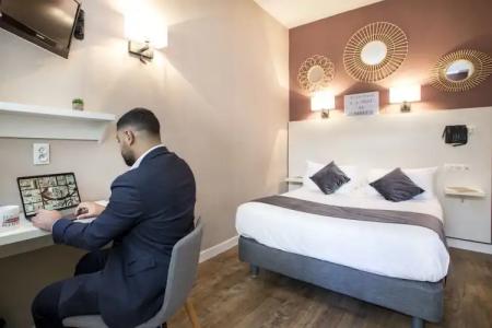 DE PARIS MONTPARNASSE - 104