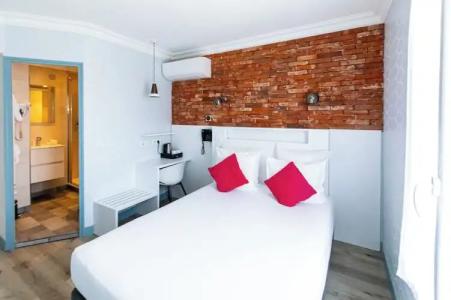 DE PARIS MONTPARNASSE - 128