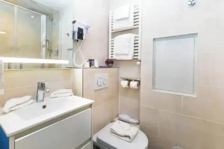 DE PARIS MONTPARNASSE - 200