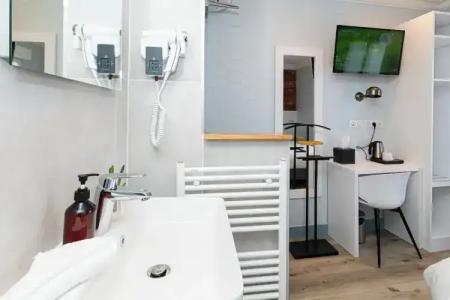 DE PARIS MONTPARNASSE - 84