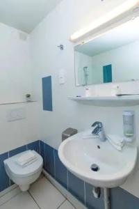 DE PARIS MONTPARNASSE - 133