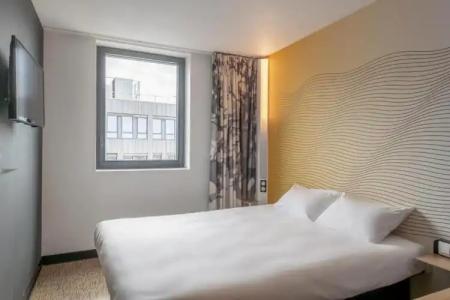 B&B Bordeaux Centre Gare Saint-Jean - 37