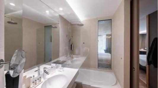 voco Strasbourg Centre - The Garden, an IHG - 53